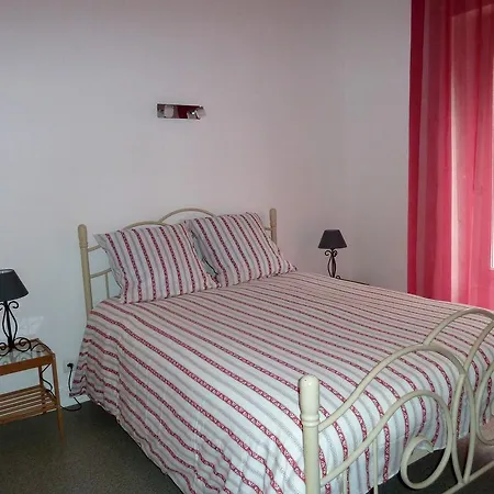 Villa Les Chenets Chambon-sur-Lac Esterno foto