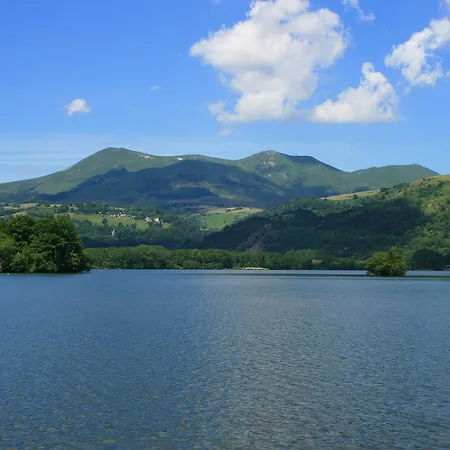 Villa Les Chenets Chambon-sur-Lac Esterno foto